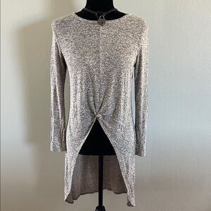 American City Wear Heather Gray Twist Front Longline Knit Top Women’s Size Small